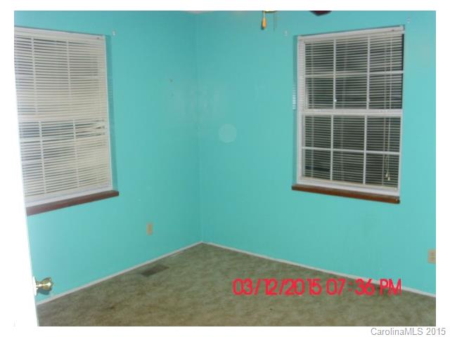 133 Bb Ln, Hiddenite, NC 28636 photo 9
