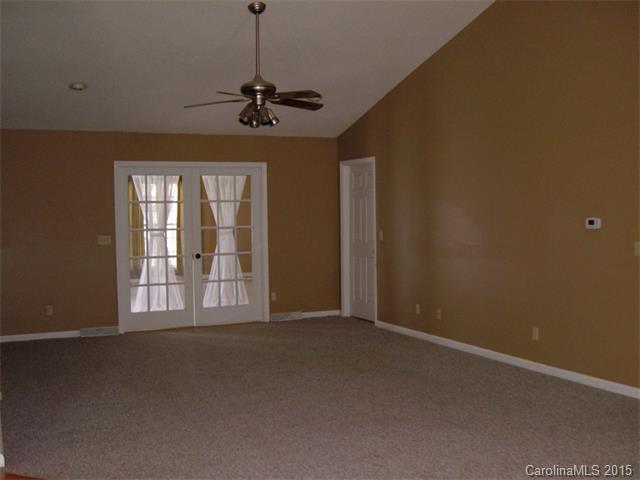 3527 E North Corner Rd, Lancaster, SC 29720 photo 9