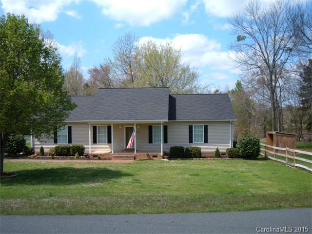 3527 E North Corner Rd, Lancaster, SC 29720 photo 2