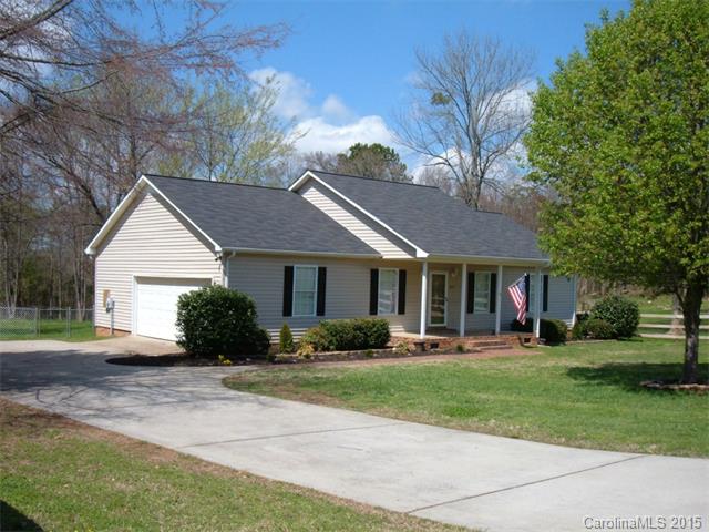 3527 E North Corner Rd, Lancaster, SC 29720 photo 1