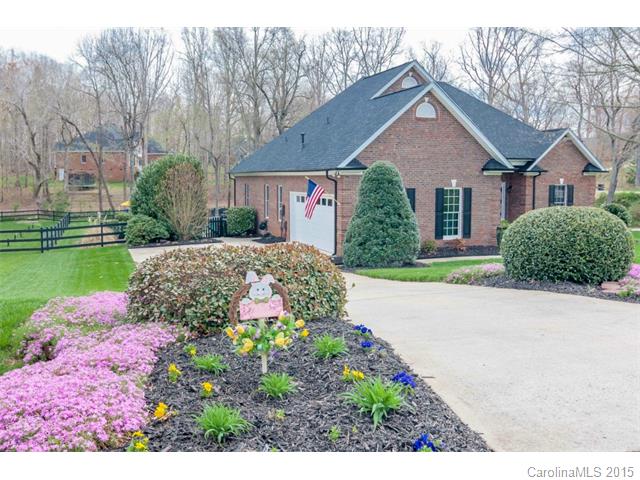 2304 Hunter Davis Ct, Monroe, NC 28110 photo 2