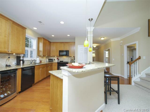 17539 Harbor Walk Dr, Cornelius, NC 28031 photo 4