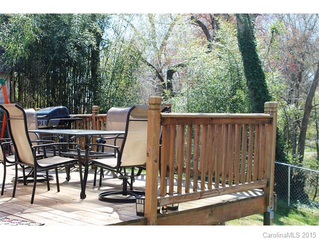 306 E 24th St, Kannapolis, NC 28083 photo 2