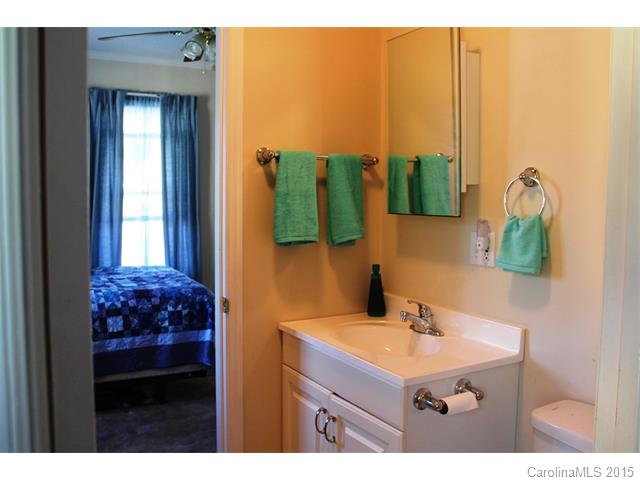 306 E 24th St, Kannapolis, NC 28083 photo 9
