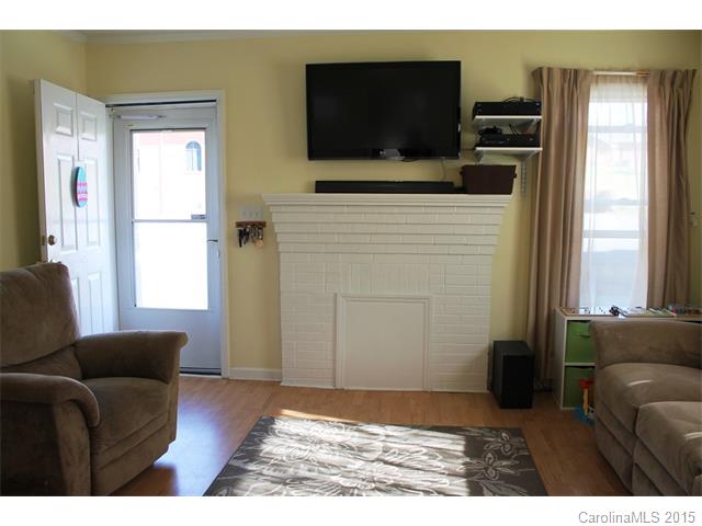 306 E 24th St, Kannapolis, NC 28083 photo 4