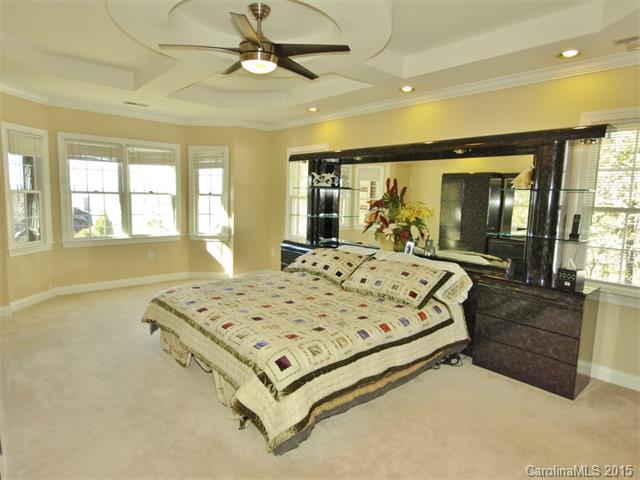 19004 Mountainview Dr, Cornelius, NC 28031 photo 9