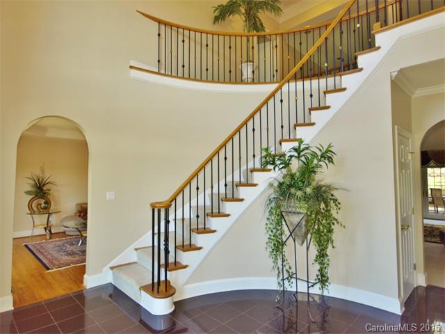 19004 Mountainview Dr, Cornelius, NC 28031 photo 4