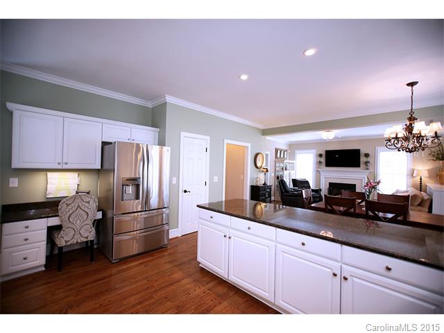 504 Ashby Dr, Davidson, NC 28036 photo 8