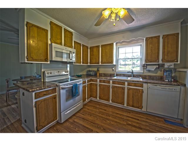 360 Chamblee Dr, Salisbury, NC 28147 photo 2