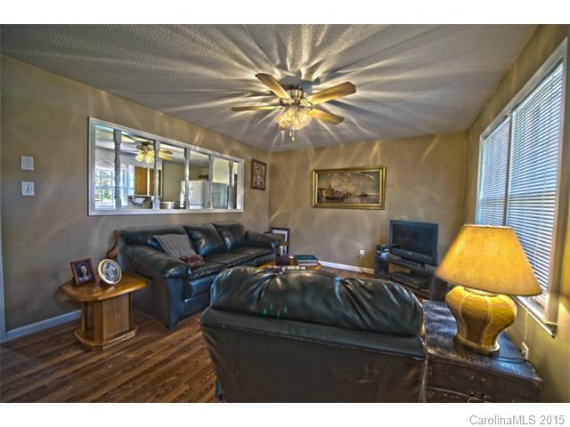 360 Chamblee Dr, Salisbury, NC 28147 photo 4