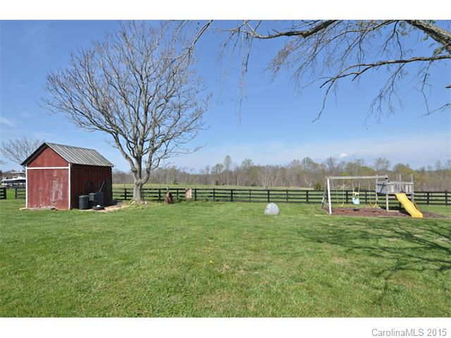 401 Kinder Rd, Harmony, NC 28634 photo 8