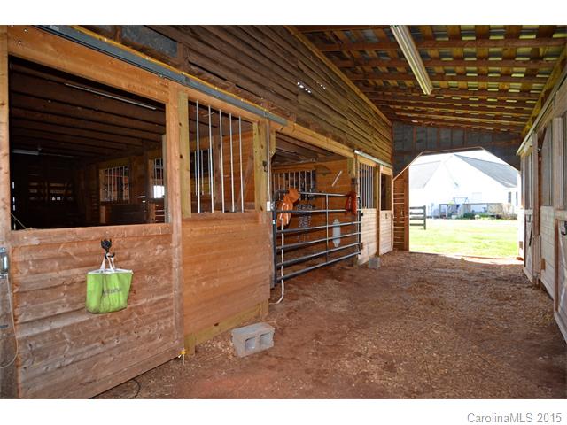 401 Kinder Rd, Harmony, NC 28634 photo 22