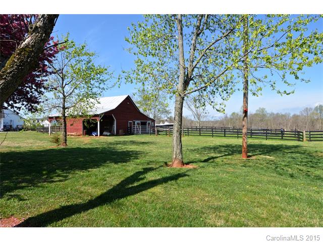 401 Kinder Rd, Harmony, NC 28634 photo 5