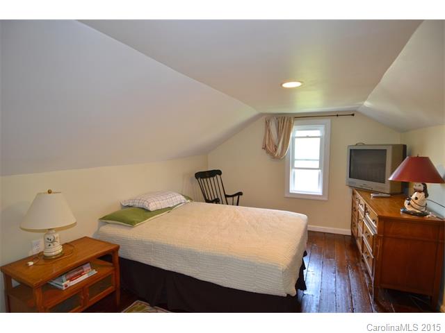 401 Kinder Rd, Harmony, NC 28634 photo 15