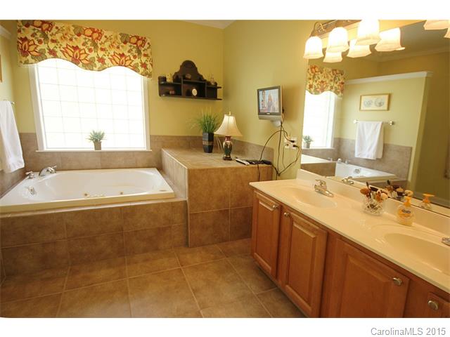 2224 Knollgate Dr, Monroe, NC 28112 photo 14