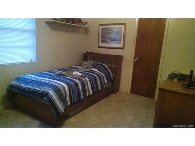 19601 Bustle Rd, Cornelius, NC 28031 photo 12