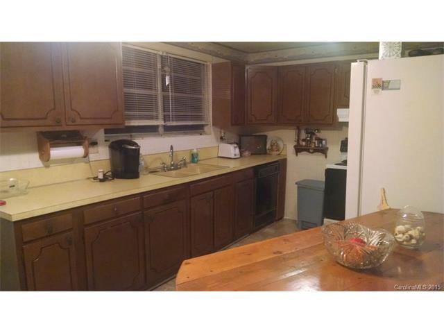 19601 Bustle Rd, Cornelius, NC 28031 photo 6