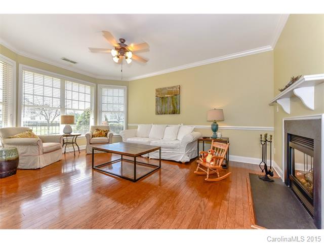 18721 Ruffner Dr, Cornelius, NC 28031 photo 3