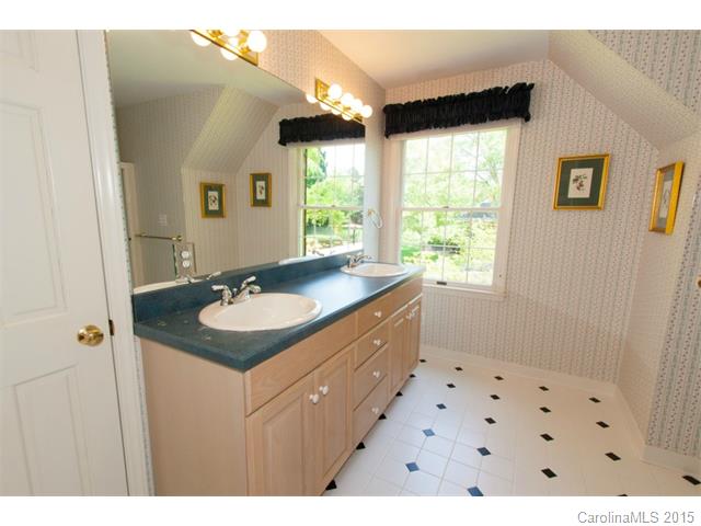 211 Kimberly Rd, Davidson, NC 28036 photo 21