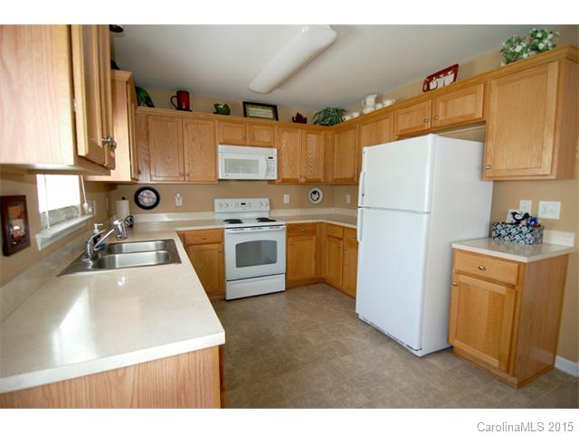 2005 Oakstone Dr, Monroe, NC 28110 photo 10