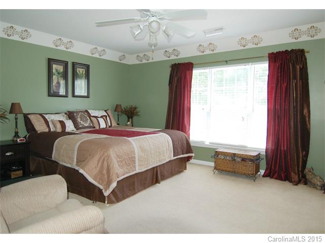 2005 Oakstone Dr, Monroe, NC 28110 photo 12