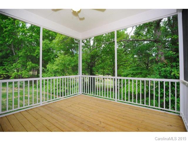 7444 Golf Course Dr, Denver, NC 28037 photo 4
