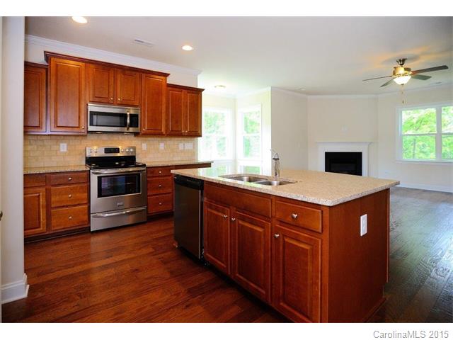 7444 Golf Course Dr, Denver, NC 28037 photo 11