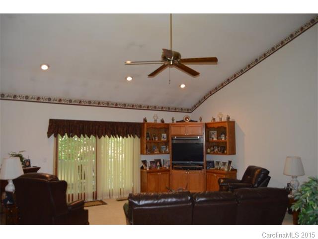 850 Brian Rd, Clover, SC 29710 photo 13