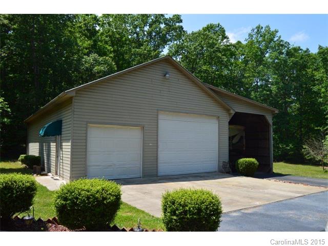 850 Brian Rd, Clover, SC 29710 photo 4