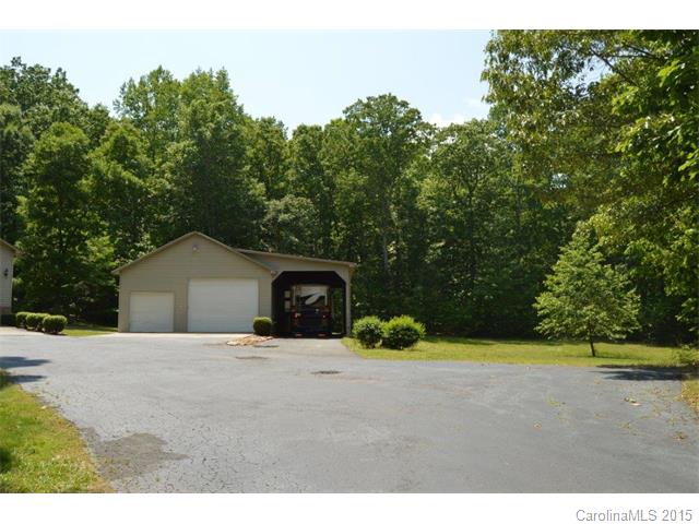 850 Brian Rd, Clover, SC 29710 photo 3