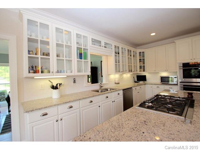 18800 Riverwind Ln, Davidson, NC 28036 photo 5