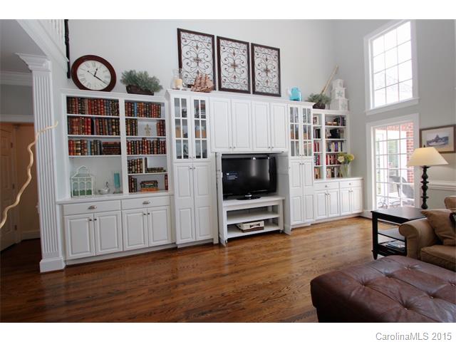 18800 Riverwind Ln, Davidson, NC 28036 photo 8