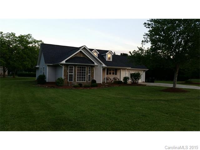 1804 Overhill Dr, Monroe, NC 28110 photo 2