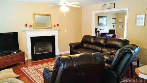 451 Fox Ridge Ct, Denver, NC 28037 photo 5