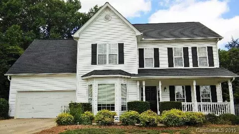 451 Fox Ridge Ct, Denver, NC 28037 photo 1