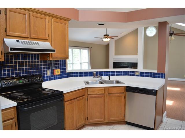 20325 Willow Pond Rd, Cornelius, NC 28031 photo 5
