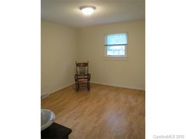 910 E Main St, Shelby, NC 28150 photo 7