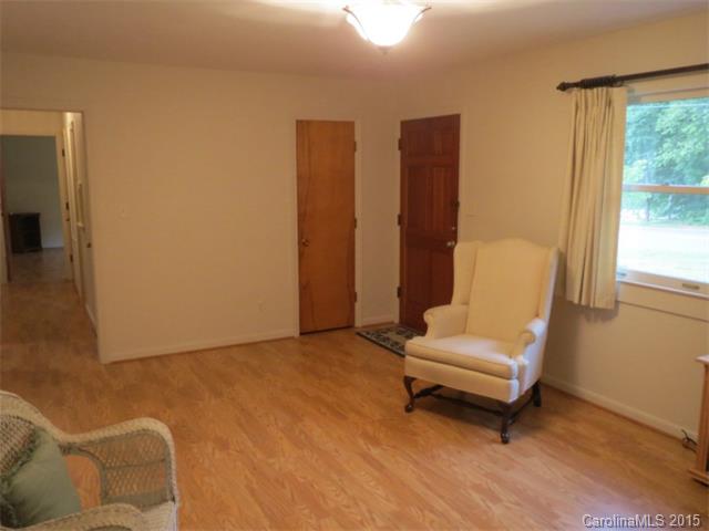910 E Main St, Shelby, NC 28150 photo 11
