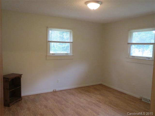 910 E Main St, Shelby, NC 28150 photo 8
