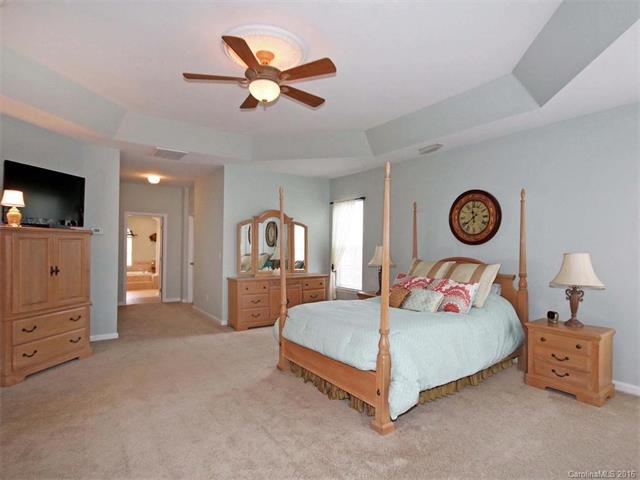 1399 Valhalla Dr, Denver, NC 28037 photo 9