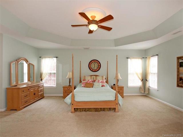 1399 Valhalla Dr, Denver, NC 28037 photo 8