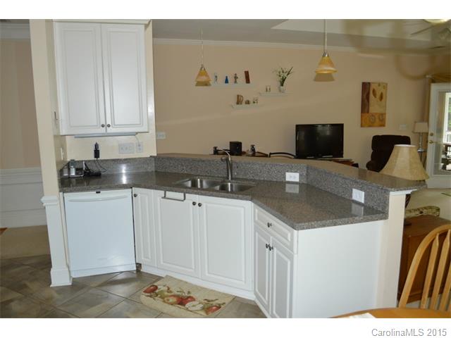 8303 Forest Shadow Cir, Cornelius, NC 28031 photo 12