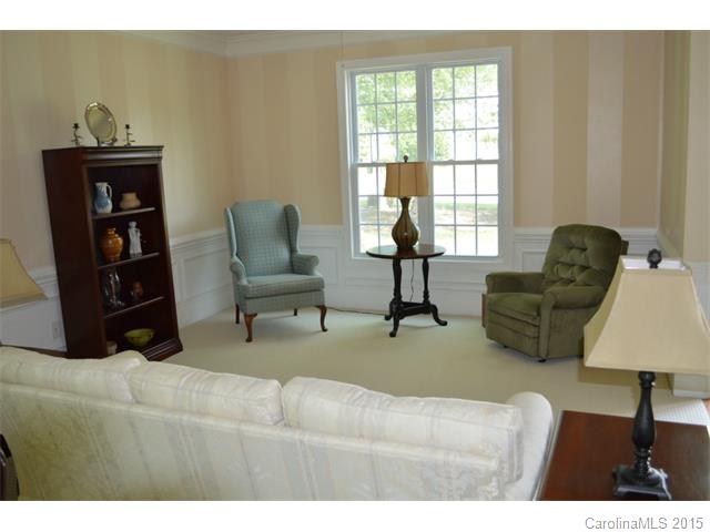 8303 Forest Shadow Cir, Cornelius, NC 28031 photo 9