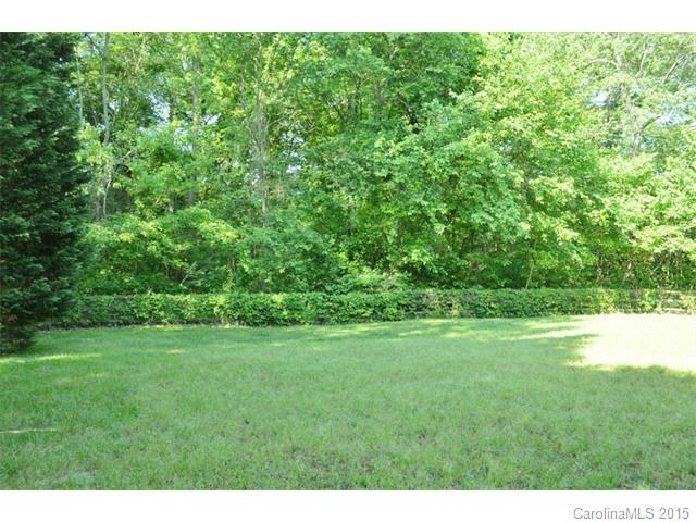 8303 Forest Shadow Cir, Cornelius, NC 28031 photo 5