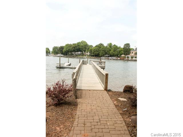 18315 Bowsprit Pointe Rd, Cornelius, NC 28031 photo 19