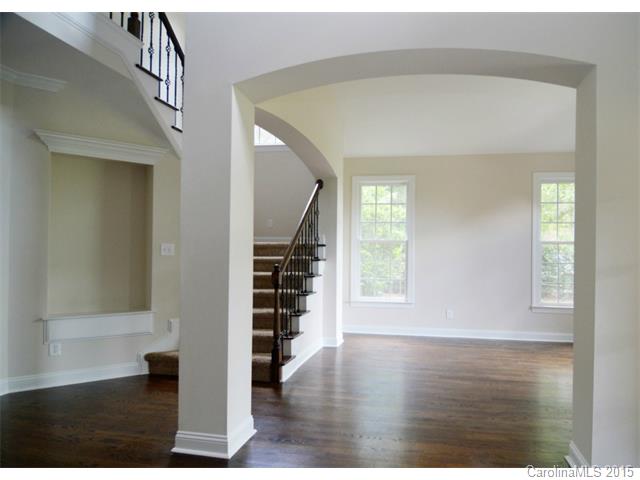 526 Streamside Ln, Waxhaw, NC 28173 photo 3