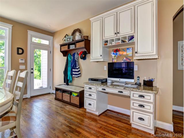 16400 Leavitt Ln, Davidson, NC 28036 photo 10