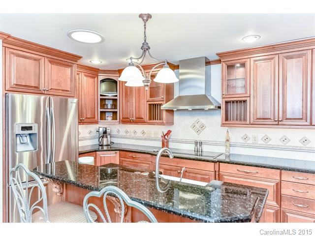 2304 Carson Dr, Waxhaw, NC 28173 photo 5