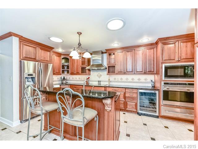 2304 Carson Dr, Waxhaw, NC 28173 photo 4