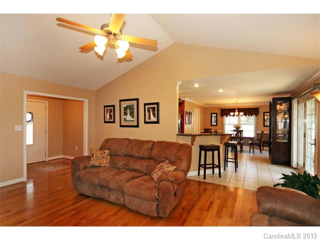 5805 Cedar Run Dr, Denver, NC 28037 photo 6